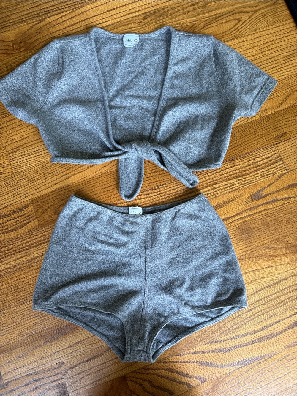 EUC ANTHROPOLOGIE ARIMO Gray Crop Top & High-Waist Boy Shorts Set Loungewear PJ